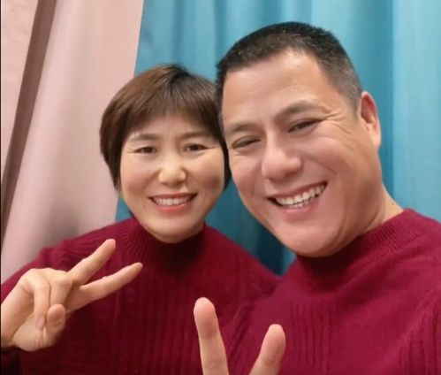 小杨哥爸爸裸体视频原视频（小杨哥父子搞笑视频）