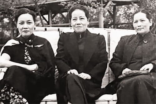 年轻的领居3在线观看(年轻的领袖) 年轻的领居3在线观看(年轻的领袖)